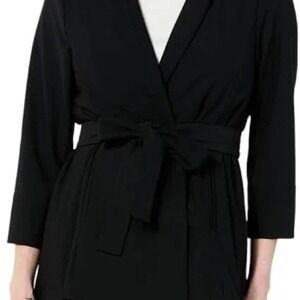 WynneLayers Women's Luxe Crepe LapelBlazer - 2X